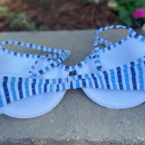 J CREW TWO PIECE - Picture 5 of 6